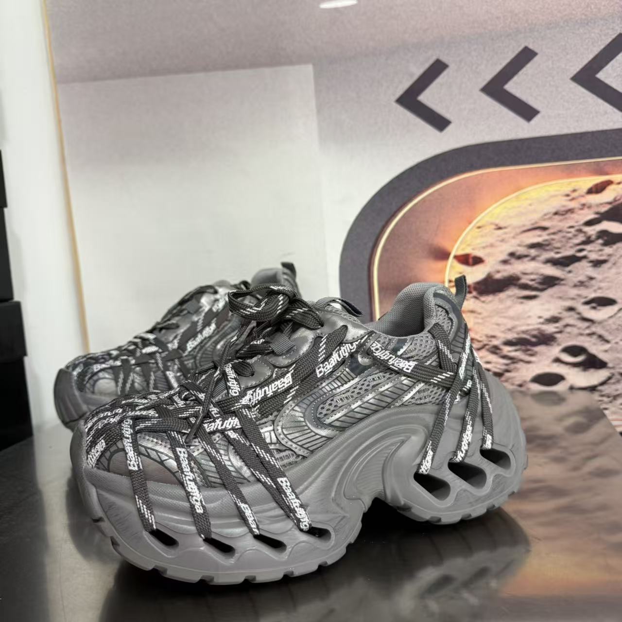 5787-1秋新款2025爆款单里高级感时尚精品老爹鞋百搭ins