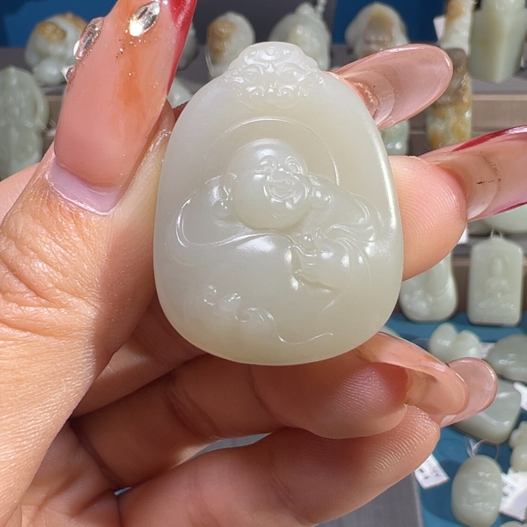 和田玉（糖玉）未镶嵌颈饰