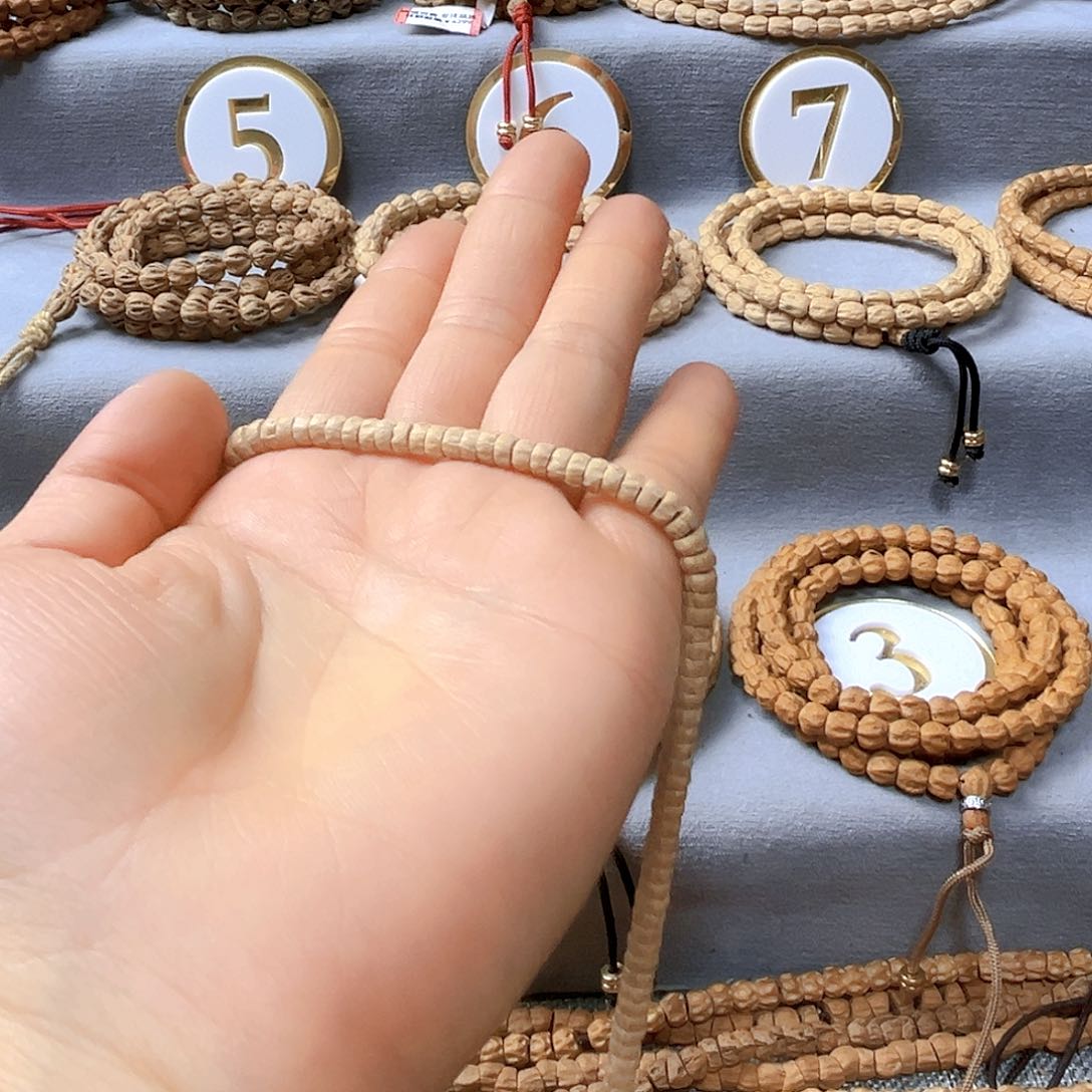 柏香籽/百香籽手串默*