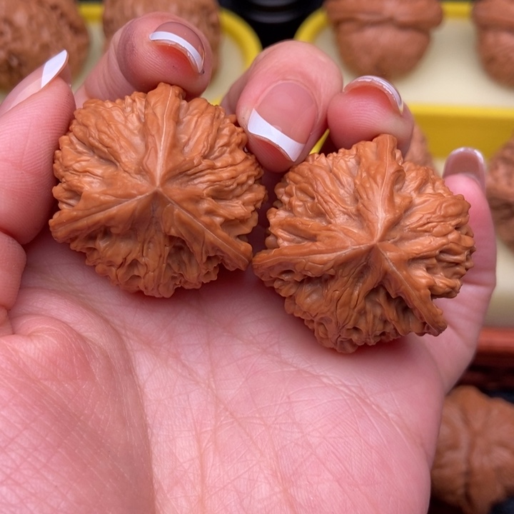 文玩核桃吊坠35文山三棱