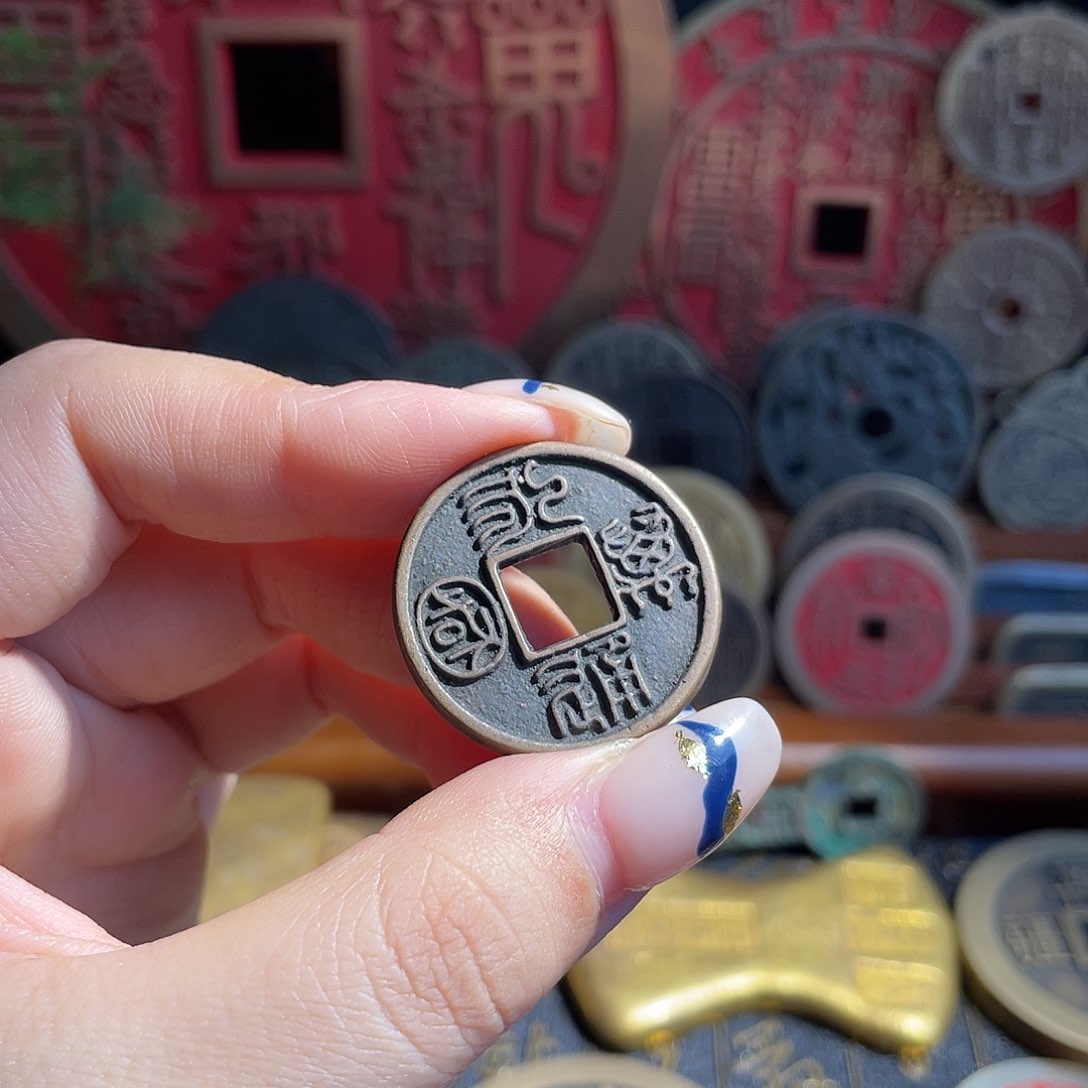 铜现代仿制工艺品
