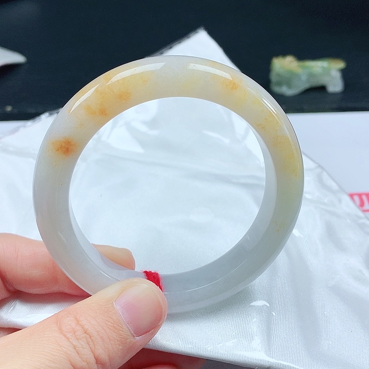 翡翠手镯未镶嵌B****！天然翡翠手镯