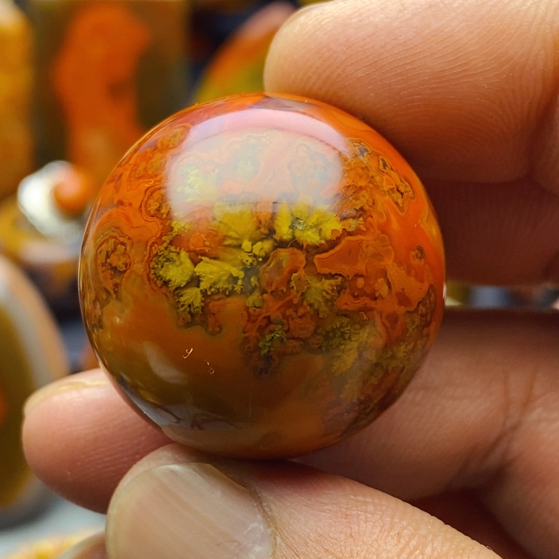 玛瑙/玉髓颈饰未镶嵌银**舰