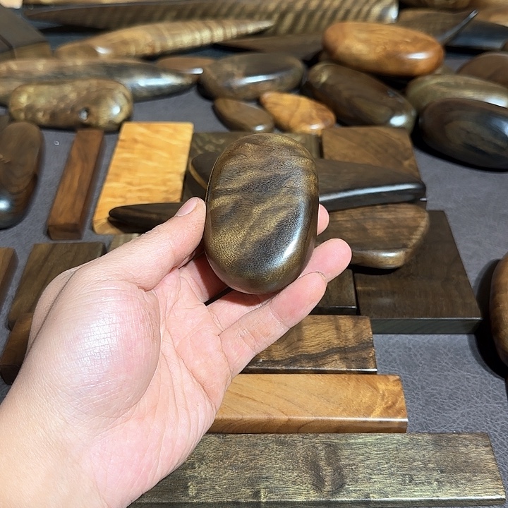 听***堂木质直播间一物一拍截图