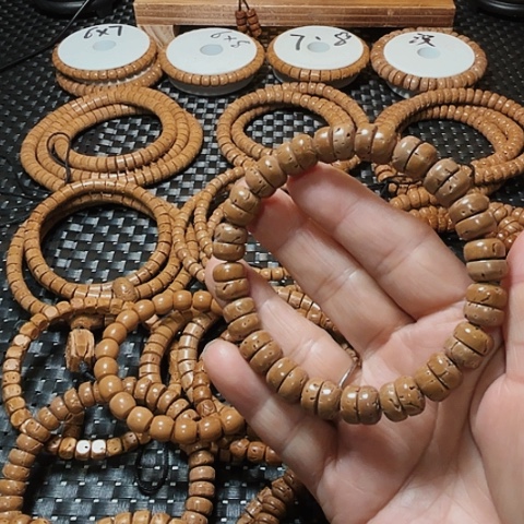 【闪购商品】桃核吊坠1.0桃核汉堡手串