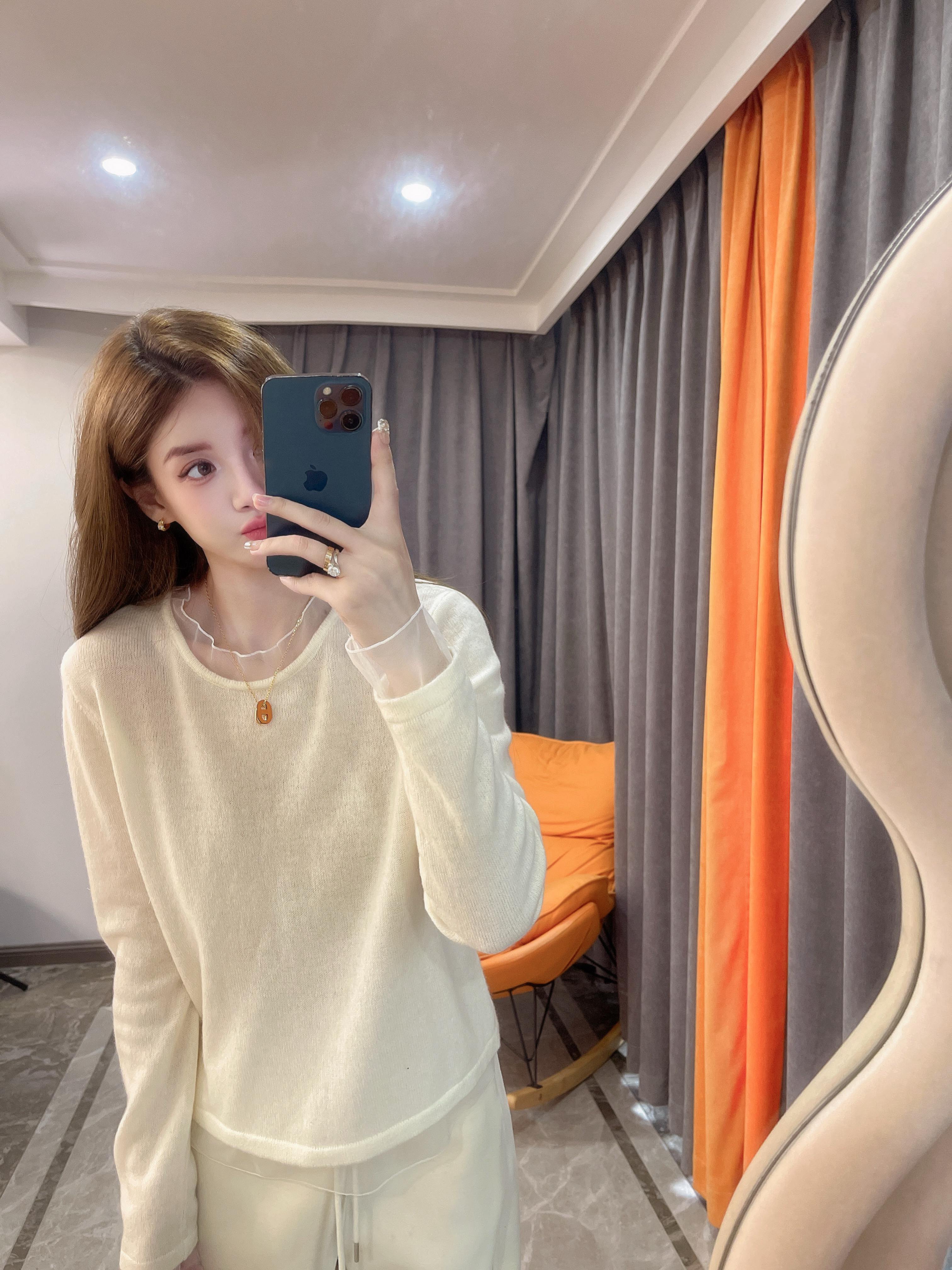 羊毛圆领拼接纱打底针织衫 秋冬内搭软糯