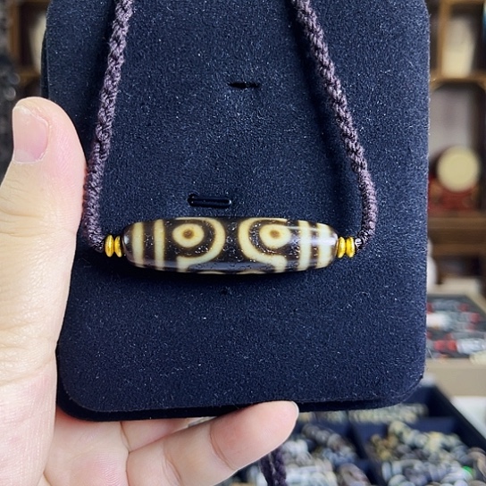 玛瑙/玉髓颈饰合金