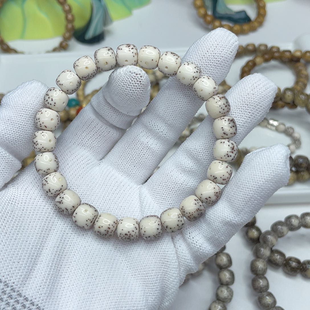 星月菩提手串22。9/8通体留白骨瓷白毕业