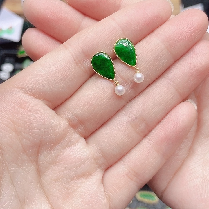 翡翠耳饰18K金镶嵌天然翡翠