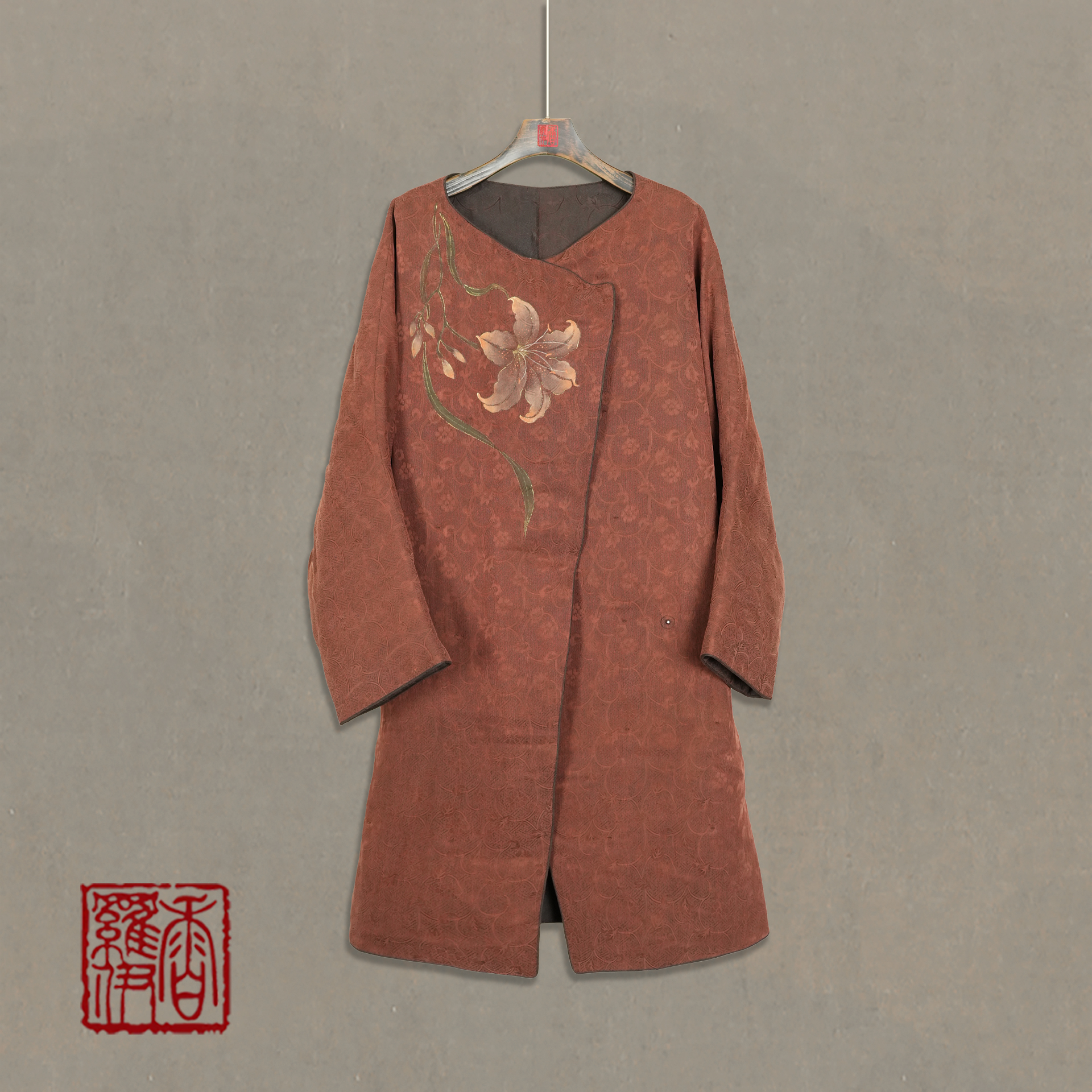 香罗伊【棕绫绣合】传统中式汉服羽绒手绘上衣