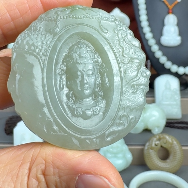 和田玉未镶嵌颈饰