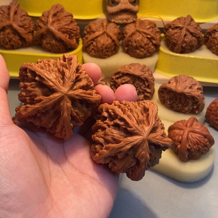 融***羊吊坠文玩核桃ujjhhhhhjjh