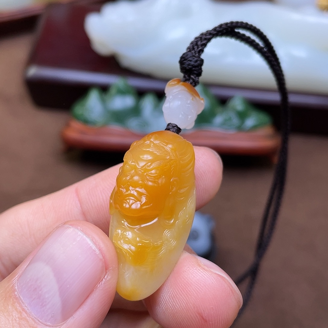 和田玉颈饰未镶嵌