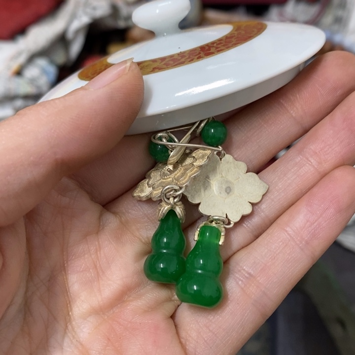 瓷片哈中古工艺品一件