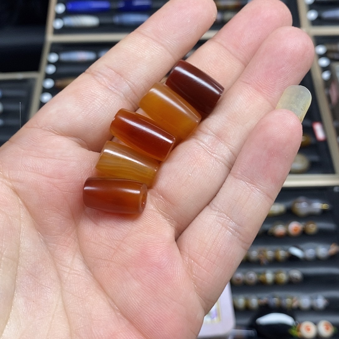 逍***圣未镶嵌颈饰玛瑙/玉髓