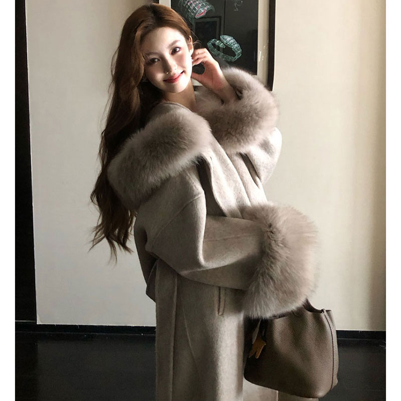 白色秋冬新款毛呢外套女中长款仿狐狸毛领时尚连帽双面呢羊毛大衣