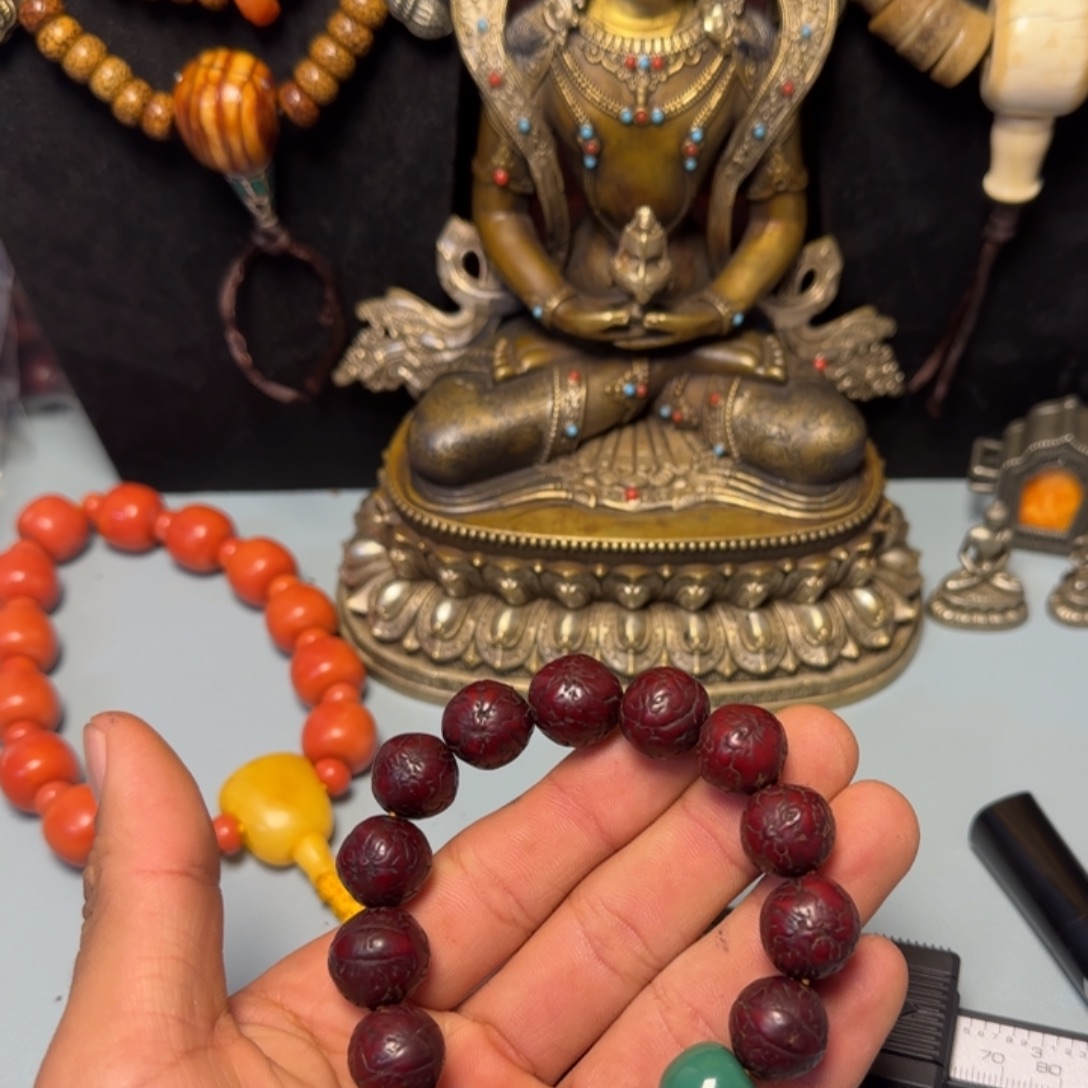 就***眼格桑工艺坊直播间