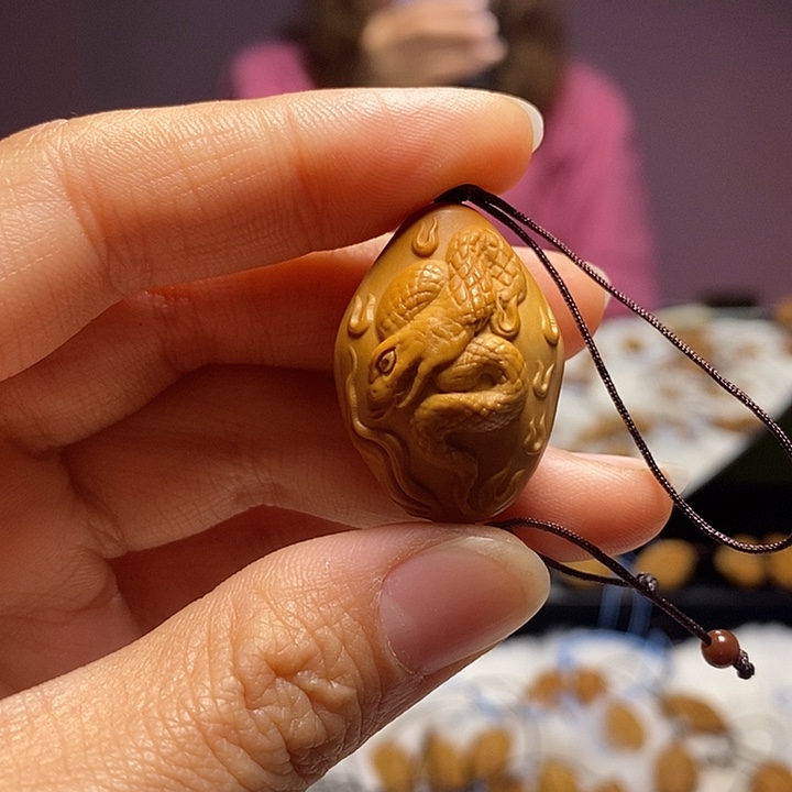 橄榄核吊坠橄榄核