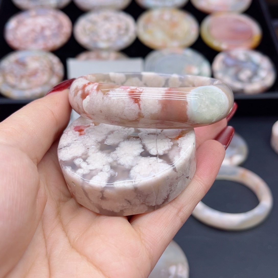 玛瑙/玉髓手镯未镶嵌53