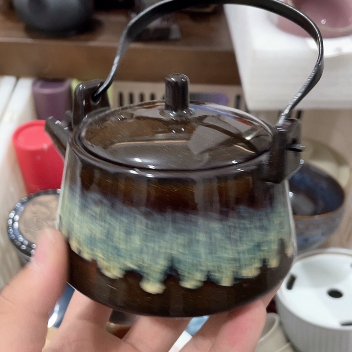 陶瓷茶具全部清清完回家过年