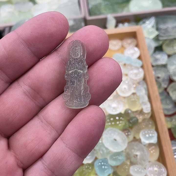 合金蛇纹石玉颈饰