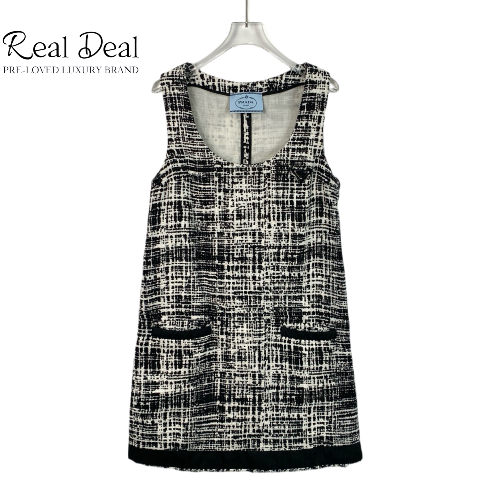 99新 Prada/普拉达 H13525 黑色三角标粗花呢连衣裙 42码