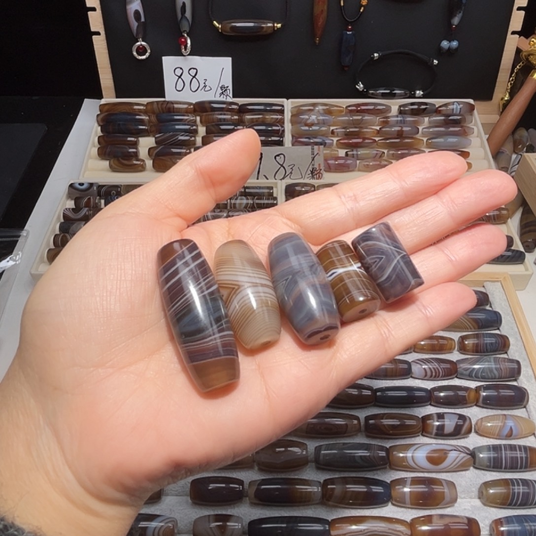 玛瑙/玉髓未镶嵌颈饰