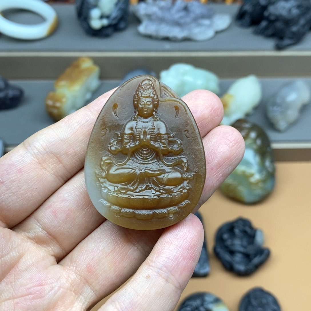 和田玉未镶嵌挂件