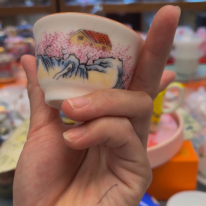 茶杯段泥啦啦啦我哦哦哦哦希望我们哦