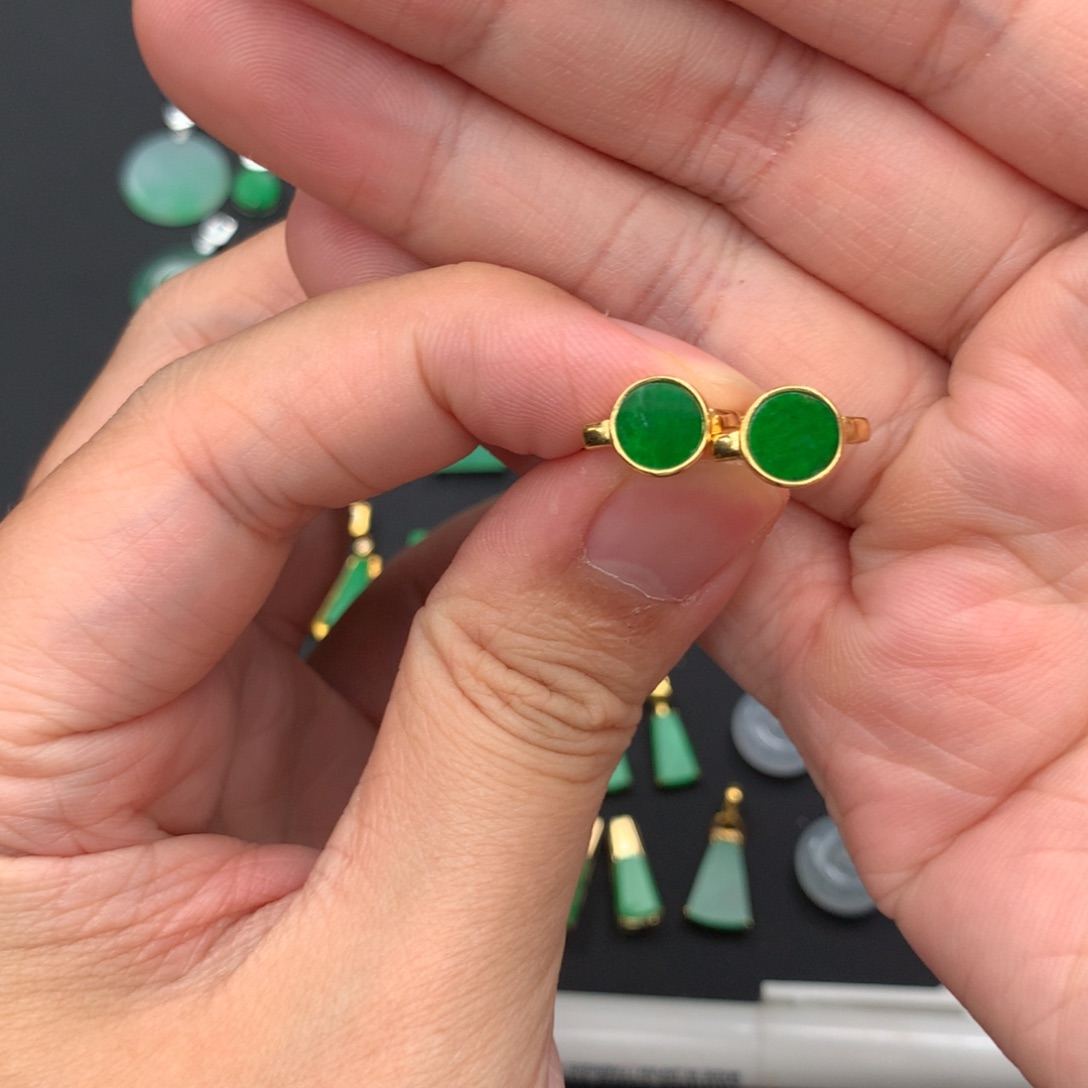 翡翠银S925镶嵌耳饰小耳包