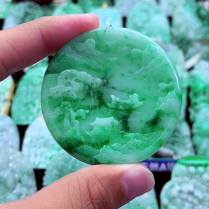 翡翠未镶嵌吊坠(不含链)