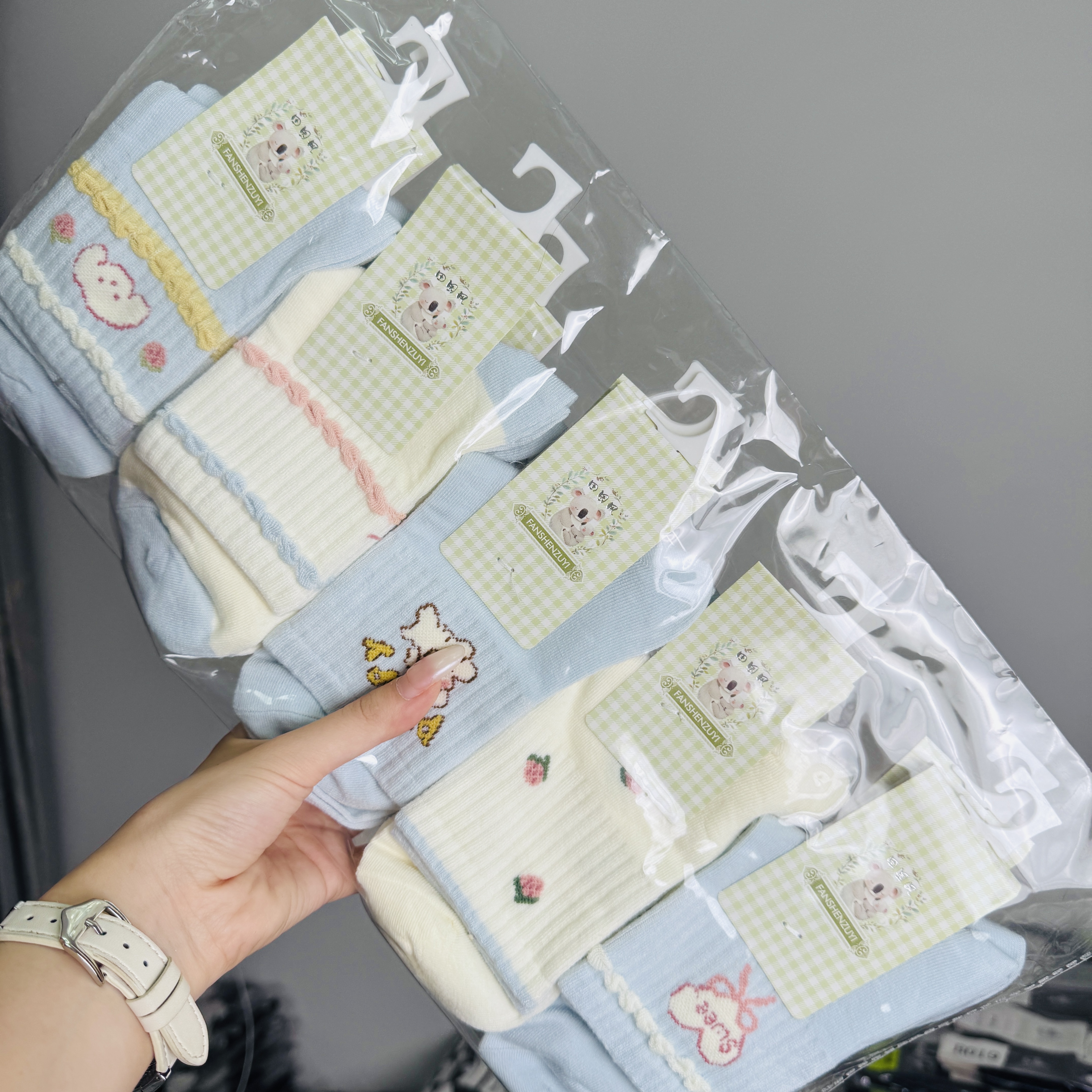 透气保暖学院风冬季印花春季公主风中筒中筒袜秋季A014