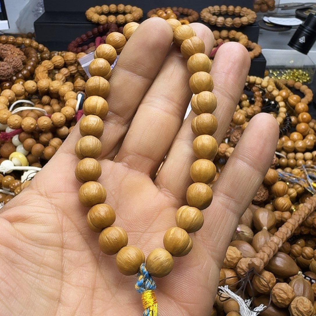 猴头核桃手串微瑕拉丝小屁桃