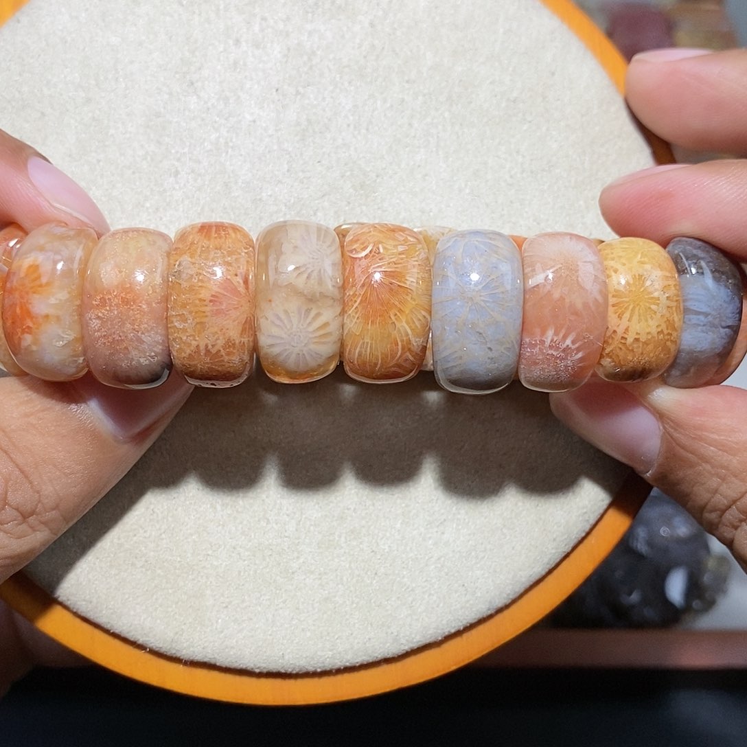 硅化珊瑚（珊瑚玉）手链未镶嵌多宝103