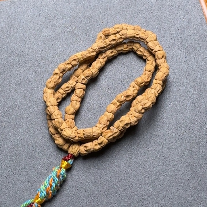 吊坠柏香籽/百香籽2