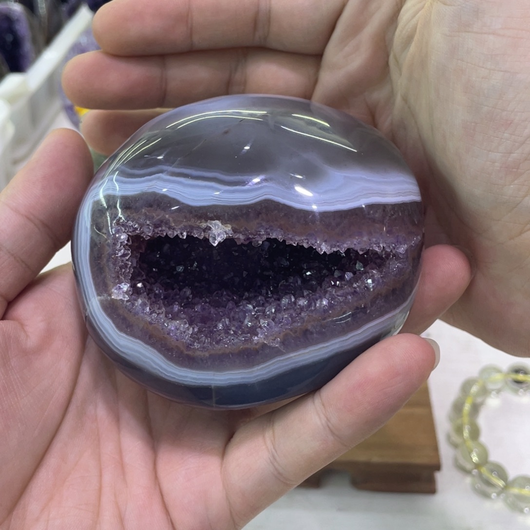 未镶嵌水晶大型摆件（非配饰）