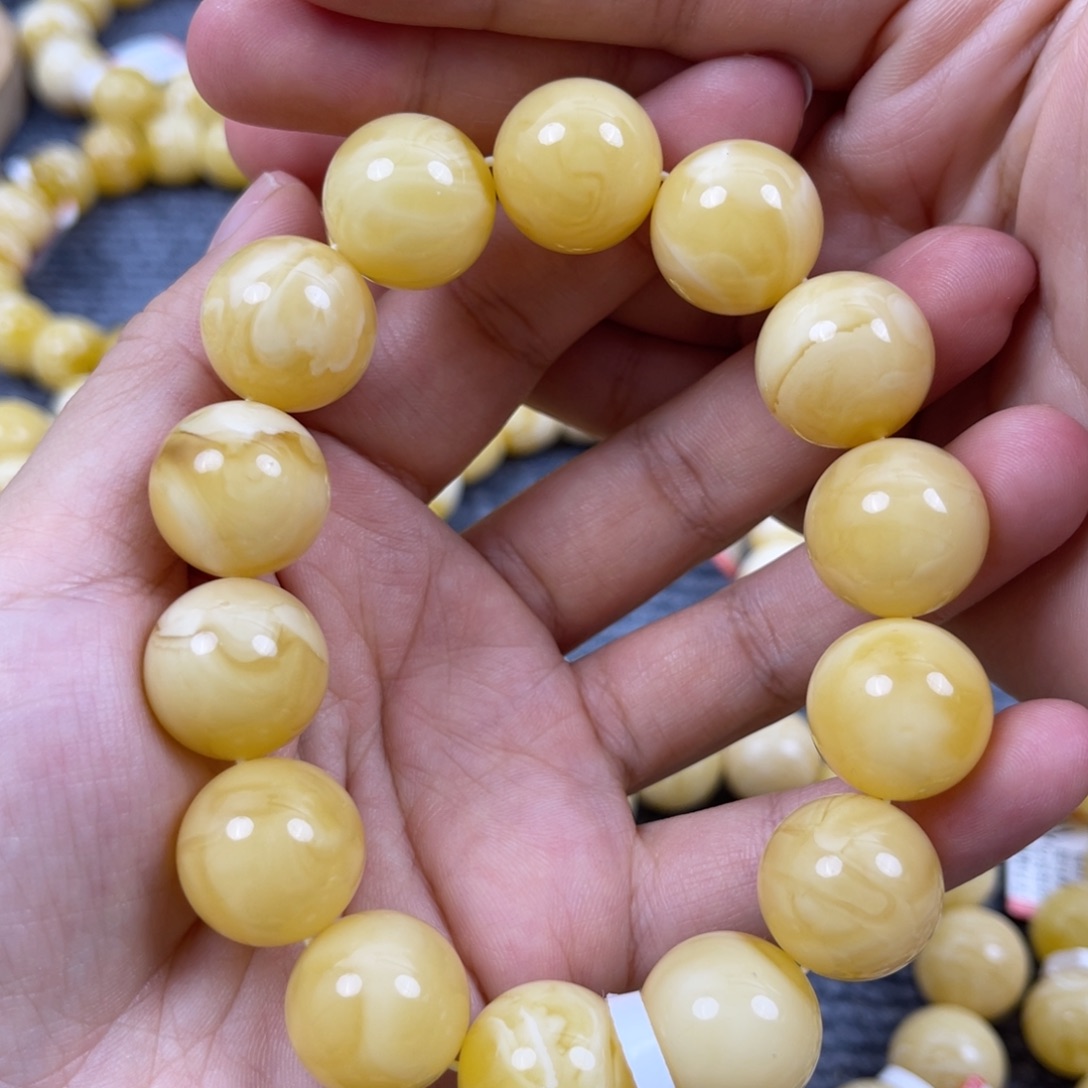 琥珀裸石未镶嵌尺寸16.8