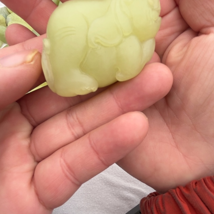 和田玉未镶嵌车挂