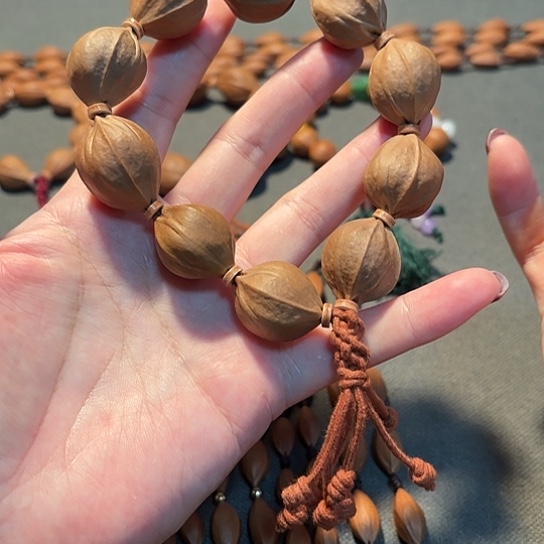 1925梅林铁核4花手串