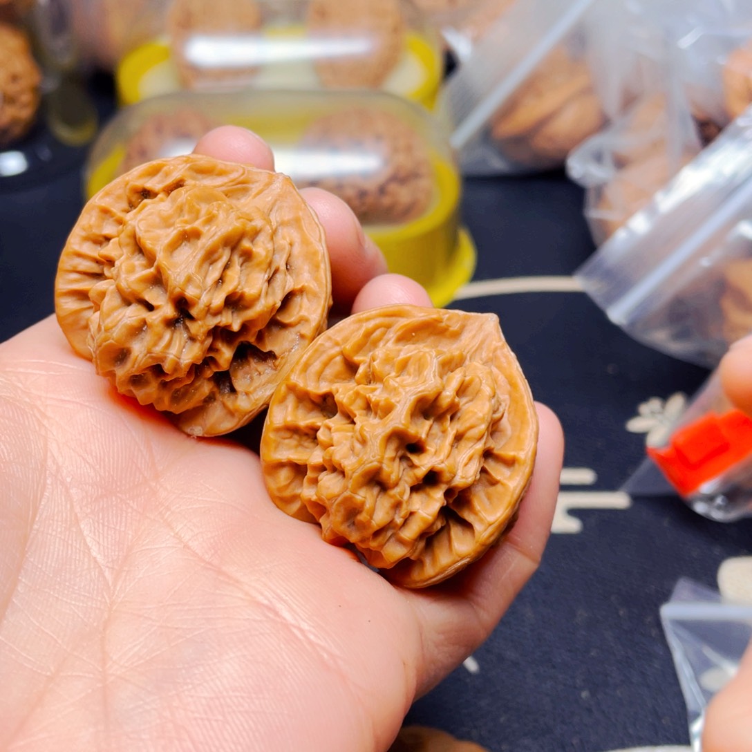 吊坠文玩核桃夏**秋三愣子一对