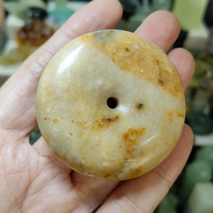 岫玉未镶嵌平安扣