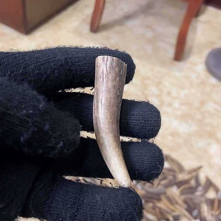 翠***峰大叶紫檀（黑酸枝木类）