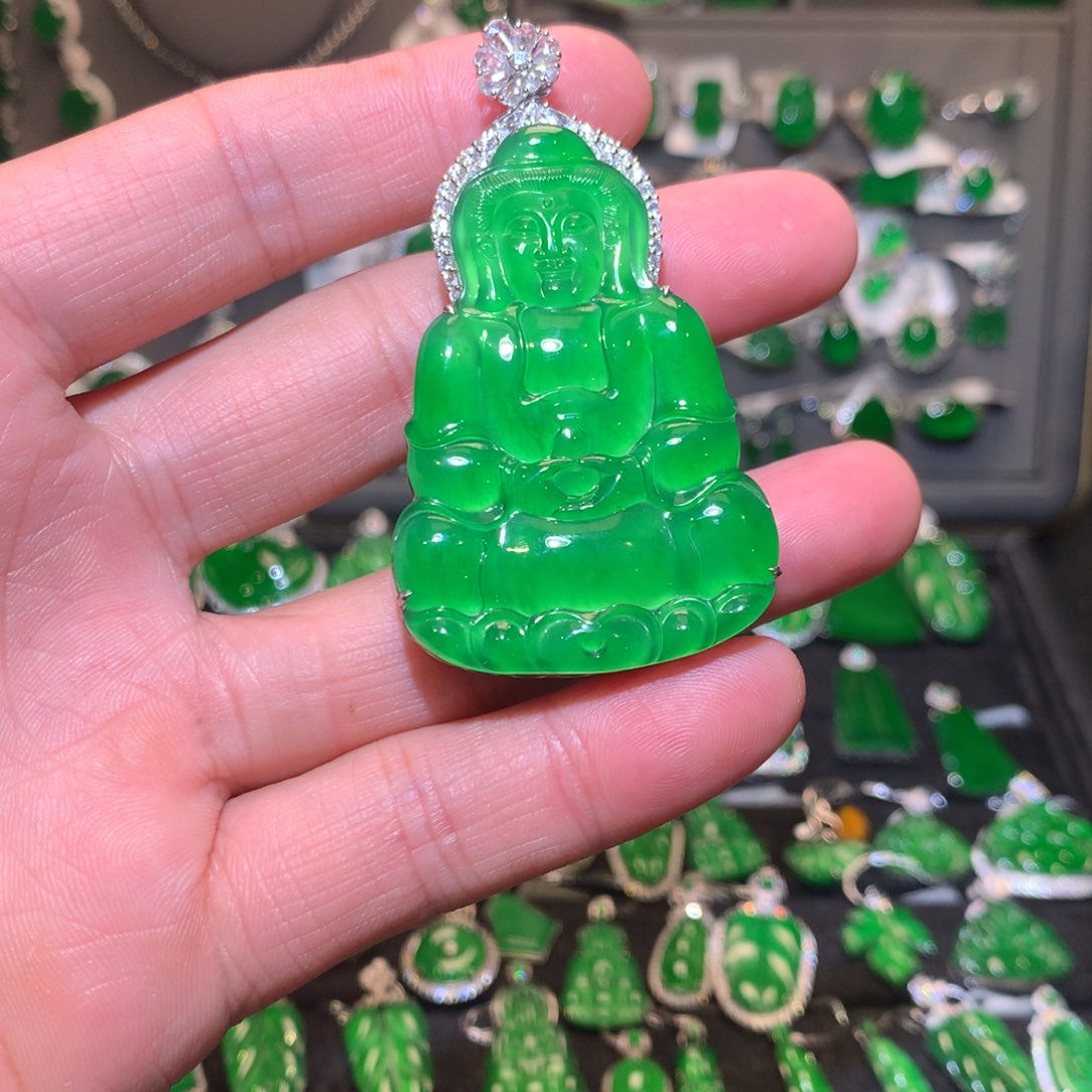 翡翠吊坠(不含链)18K金镶嵌天然翡翠