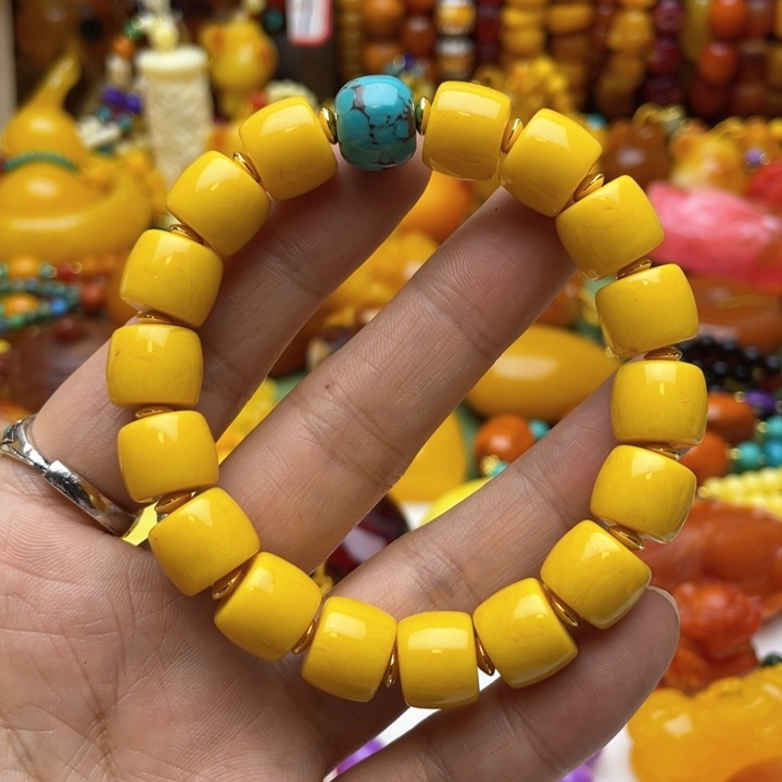 树脂制品8号黄色手串