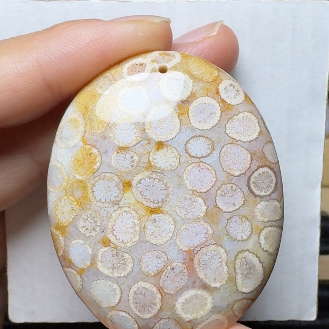 硅化玉飘粉的柠檬，大椭圆未镶嵌