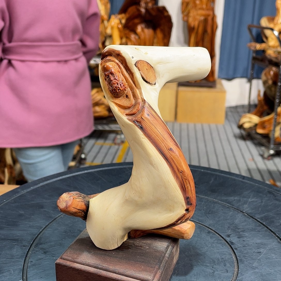 柏木（崖柏）随型艺术根雕