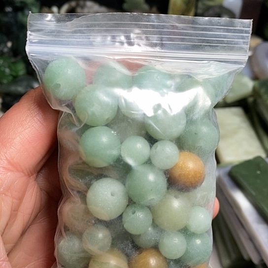 【闪购商品】石英质玉珠宝半成品未镶嵌