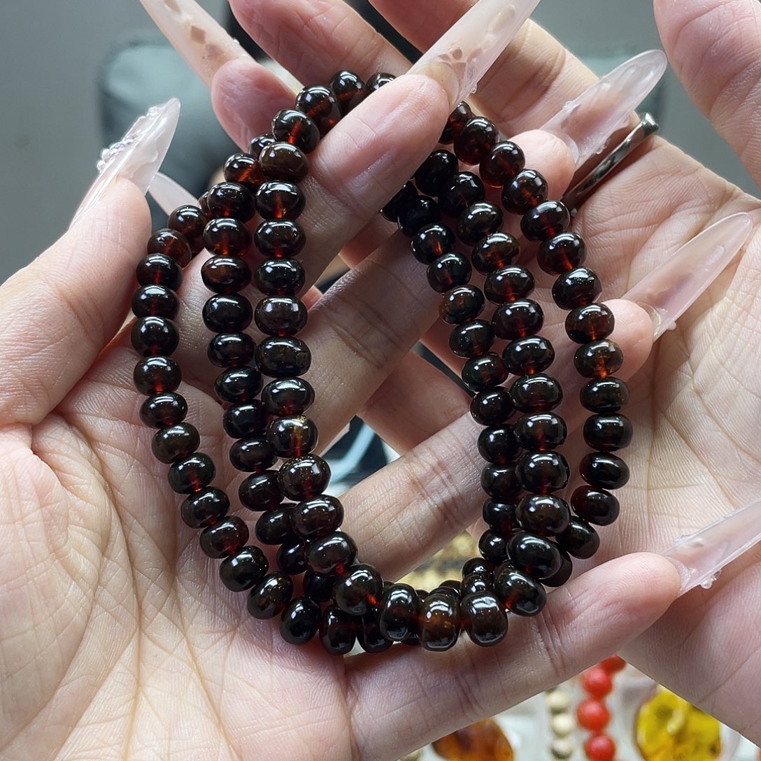 琥珀未镶嵌裸石7血珀