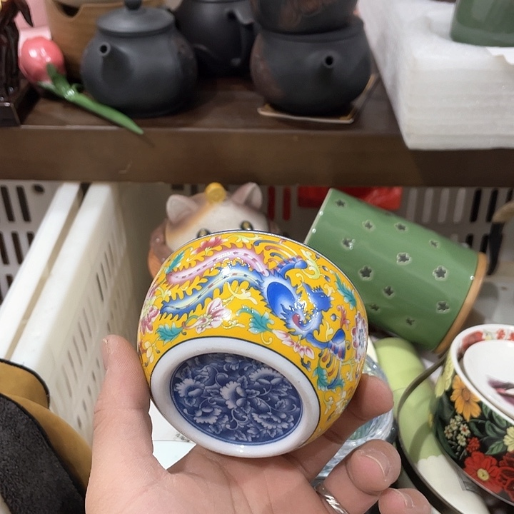 陶瓷茶具全部清清完回家过年