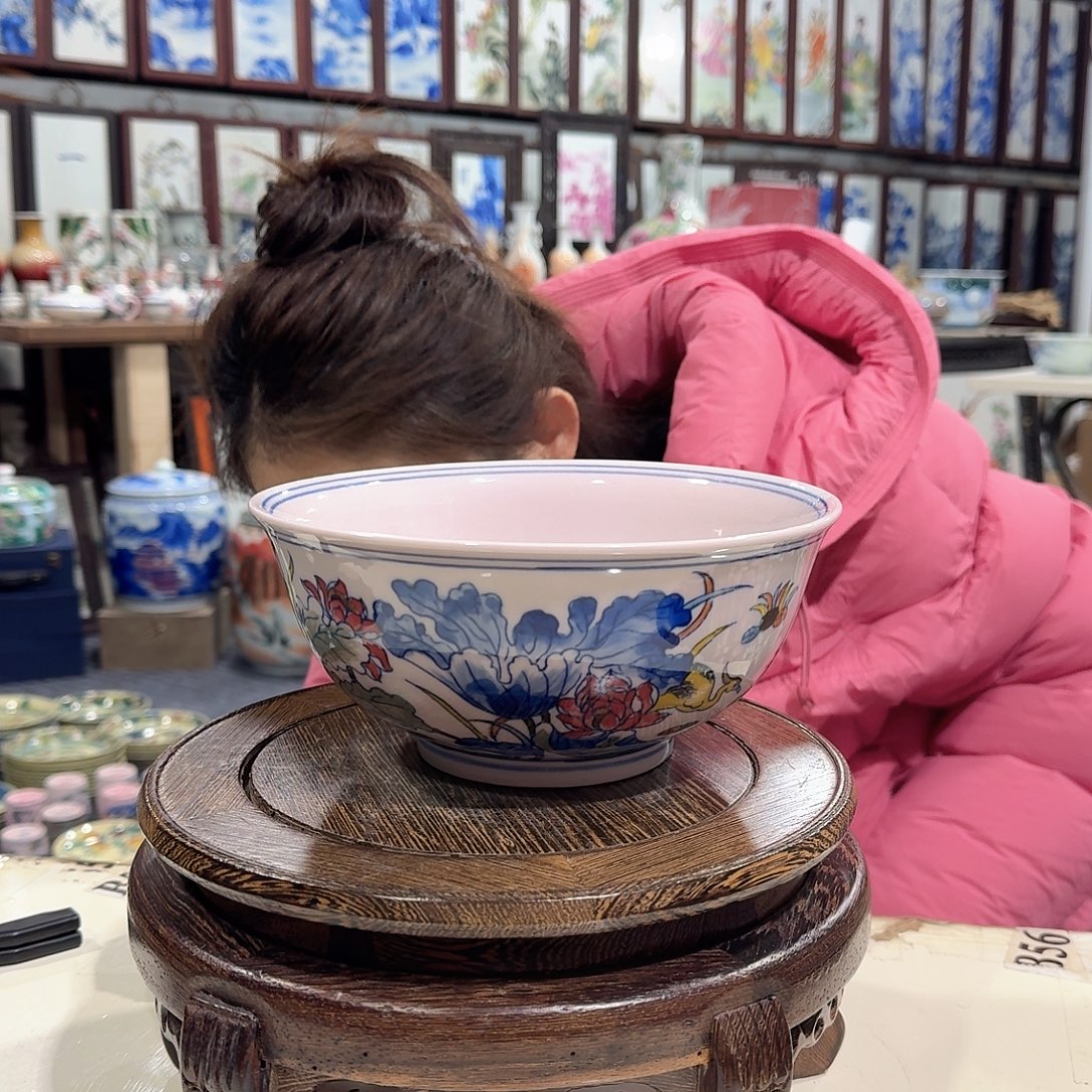 摆件瓷/////景德镇陶瓷瓷器。